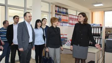 ჩემმა ადვოკატმა ინტელექტუალური სამართლის პირველი კურსი დაასრულა